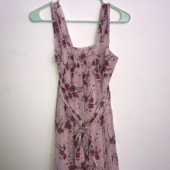 Beautiful VS dress - Picture 2 of 5